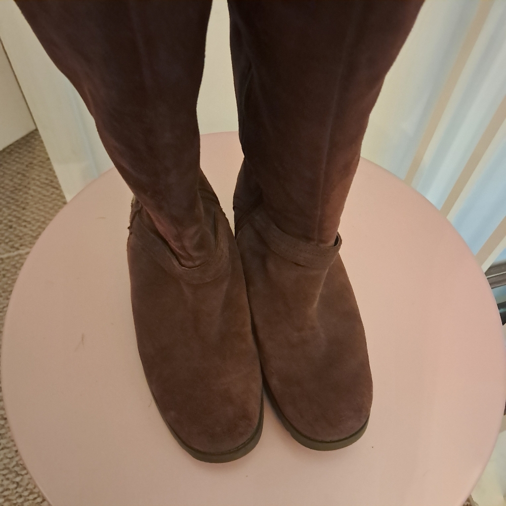 UGG Boots Women's 8 Brown Jillian Riding Boots Suede Heeled Sheepskin Cozy - Picture 2 of 7